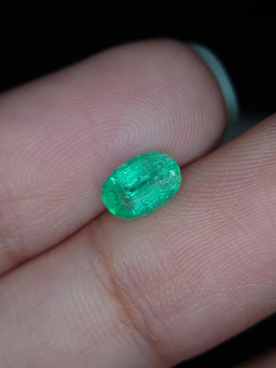 0.78ct Natural Oval Faceted Panjshir Emerald from Afghanistan — view 3